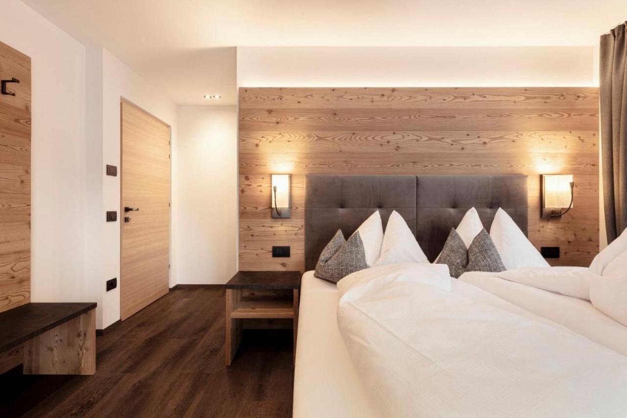 Chalet Miriam เซลวาดีวัลการ์เดนา ภายนอก รูปภาพ