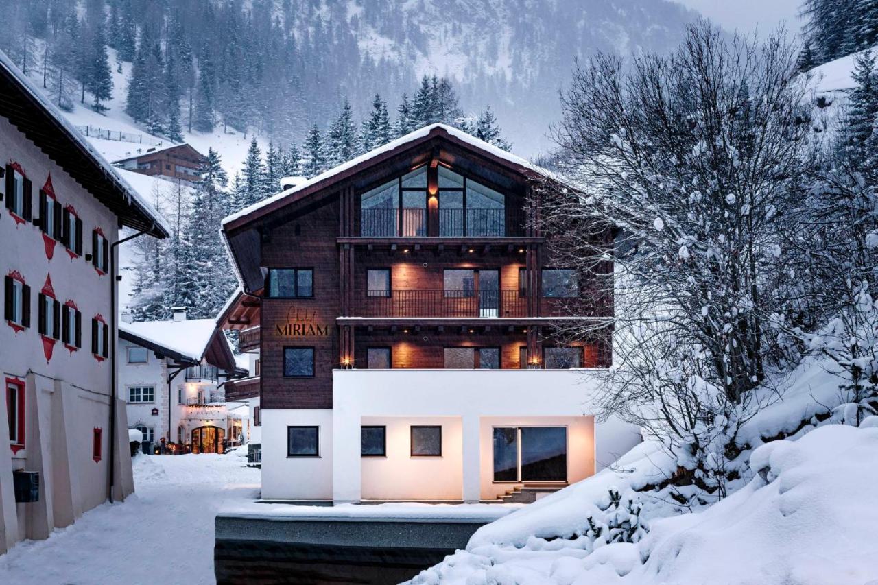 Chalet Miriam เซลวาดีวัลการ์เดนา ภายนอก รูปภาพ