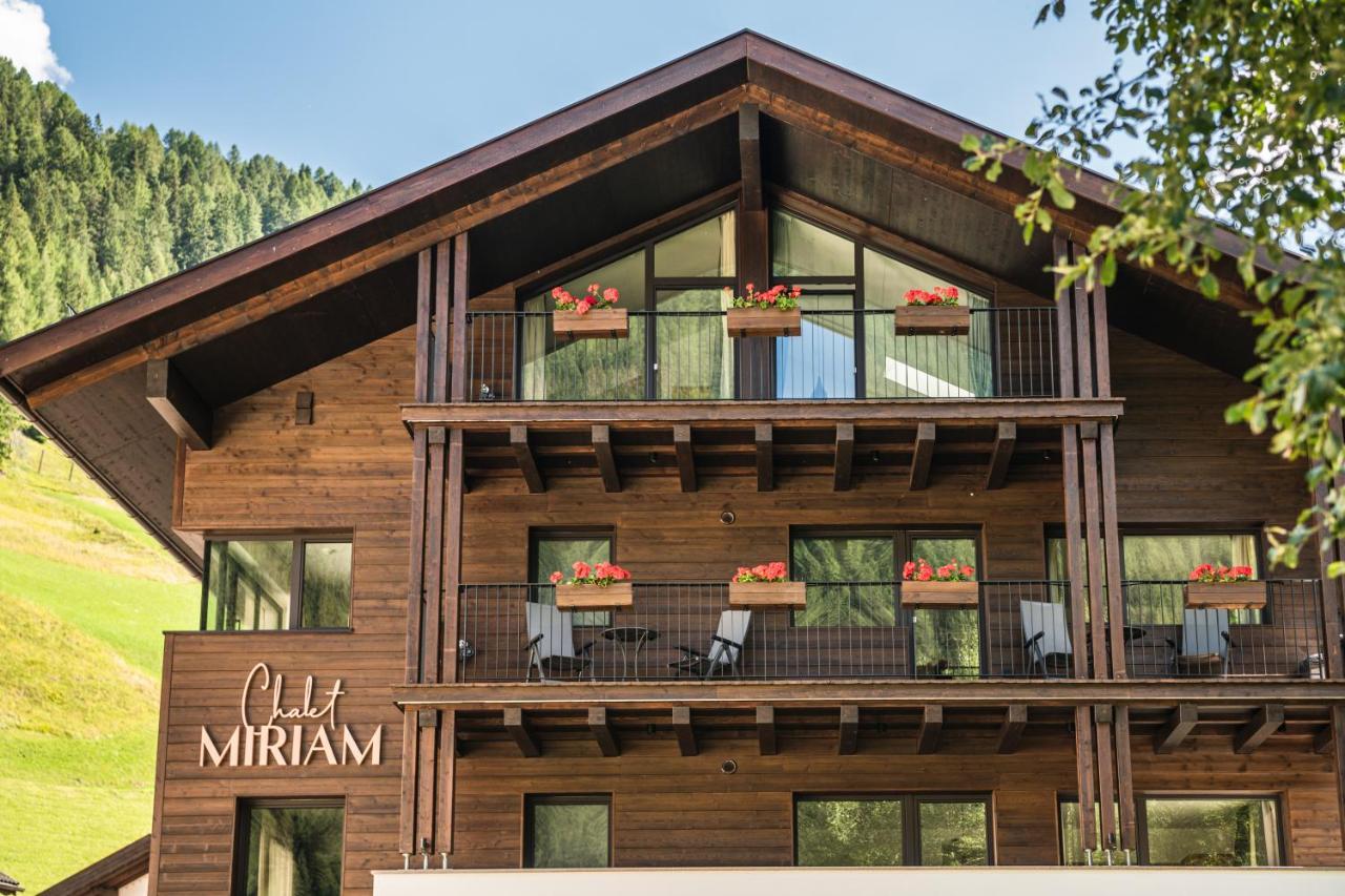 Chalet Miriam เซลวาดีวัลการ์เดนา ภายนอก รูปภาพ