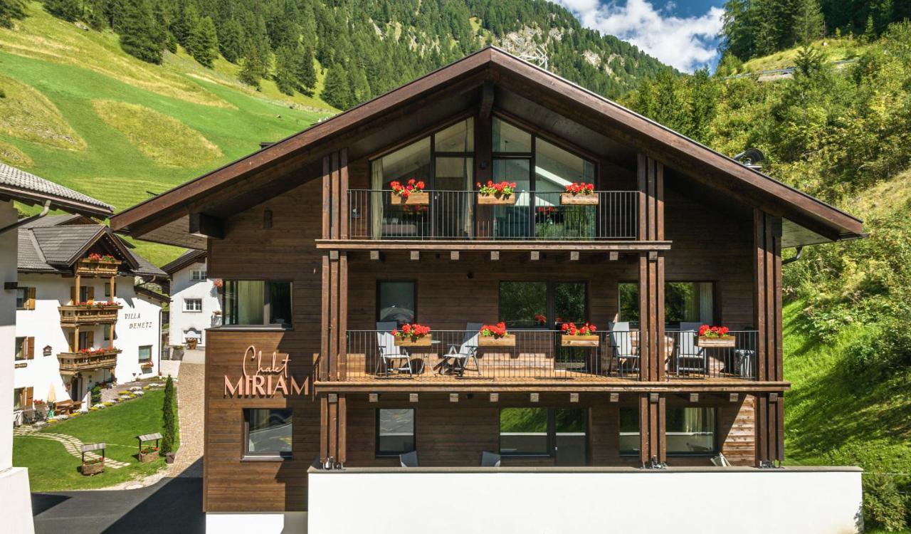 Chalet Miriam เซลวาดีวัลการ์เดนา ภายนอก รูปภาพ