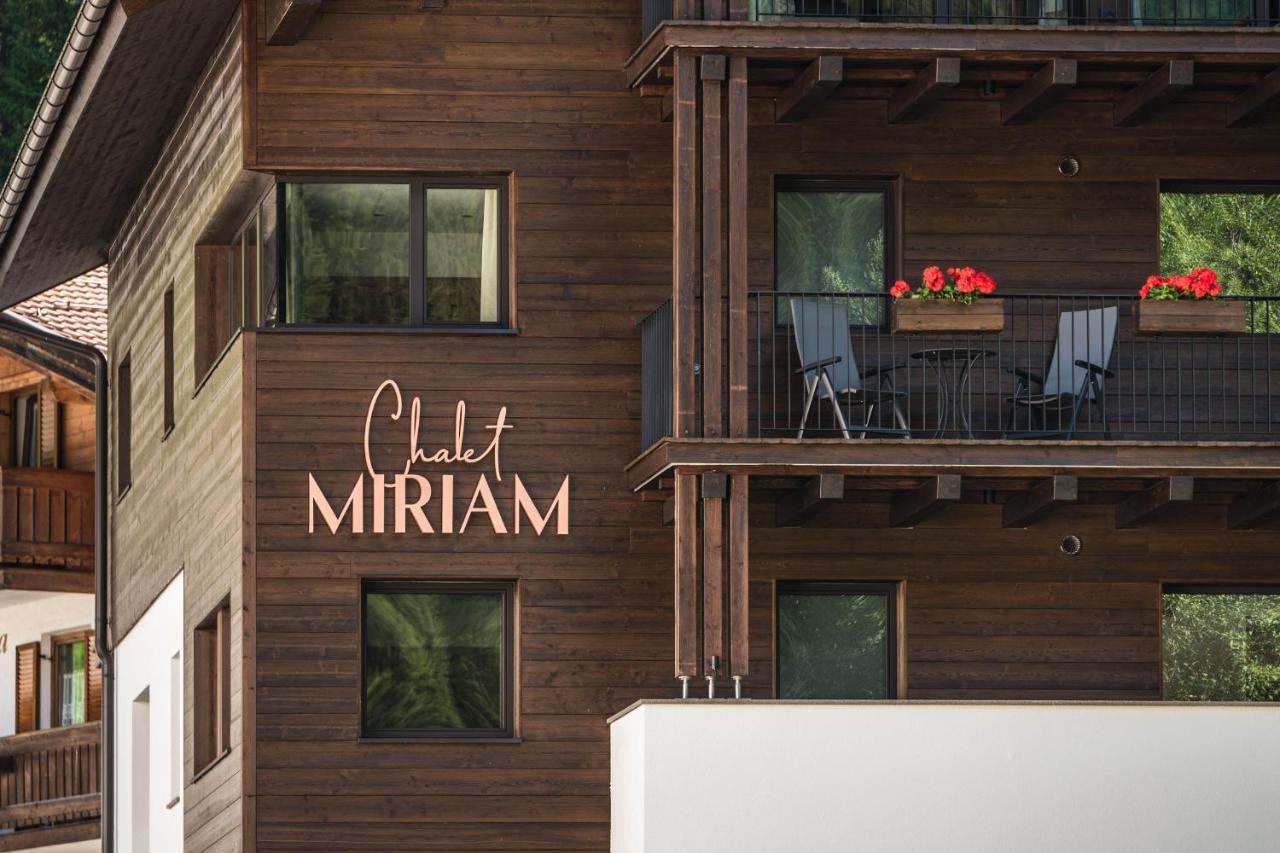 Chalet Miriam เซลวาดีวัลการ์เดนา ภายนอก รูปภาพ