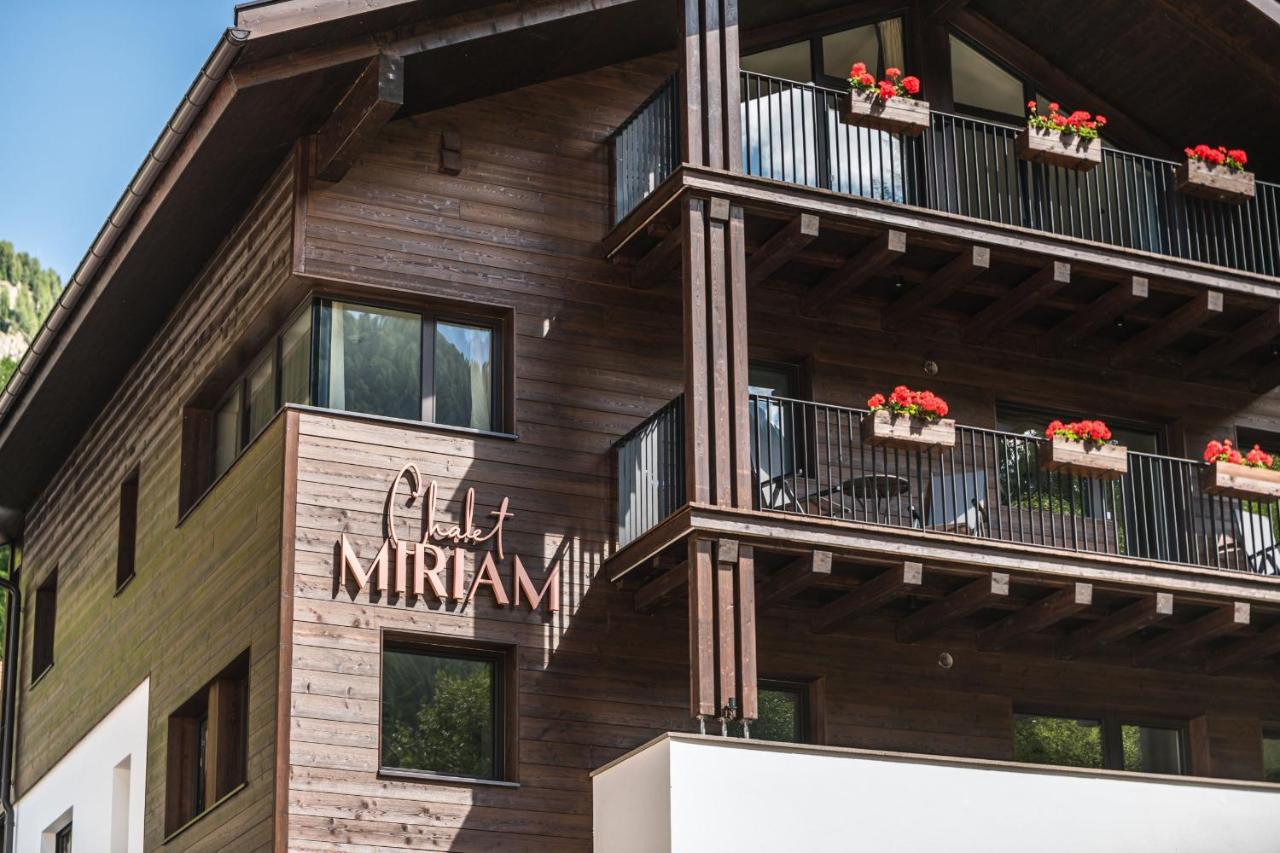 Chalet Miriam เซลวาดีวัลการ์เดนา ภายนอก รูปภาพ