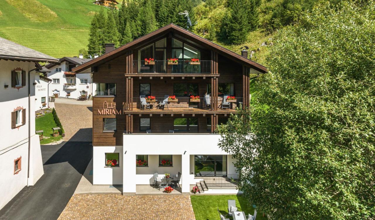 Chalet Miriam เซลวาดีวัลการ์เดนา ภายนอก รูปภาพ